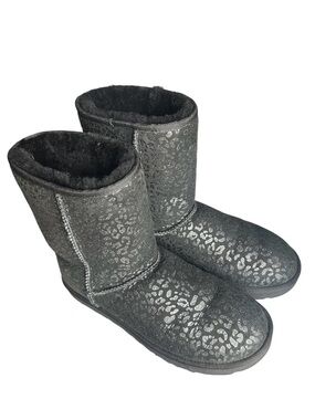 UGG Classic Glitter Leopard Boot